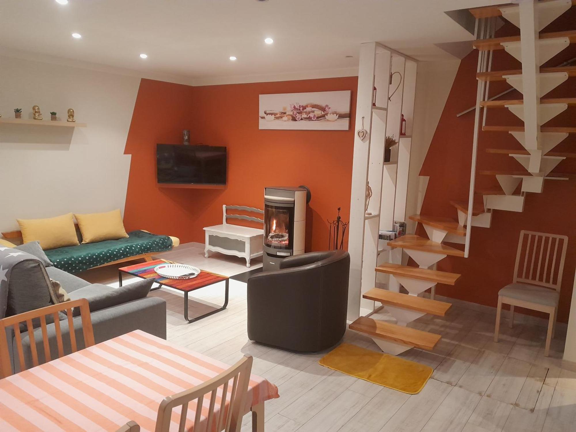 Holiday home Au Bord De L'eau Charentenay